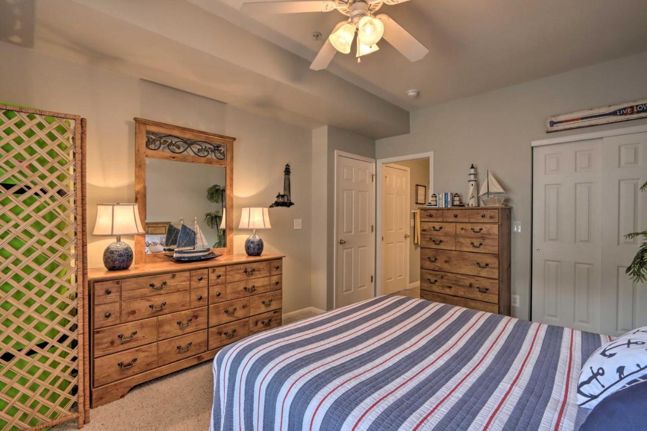Lakefront Ozark Condo With Balcony And Seasonal Pool! Камдентън Екстериор снимка